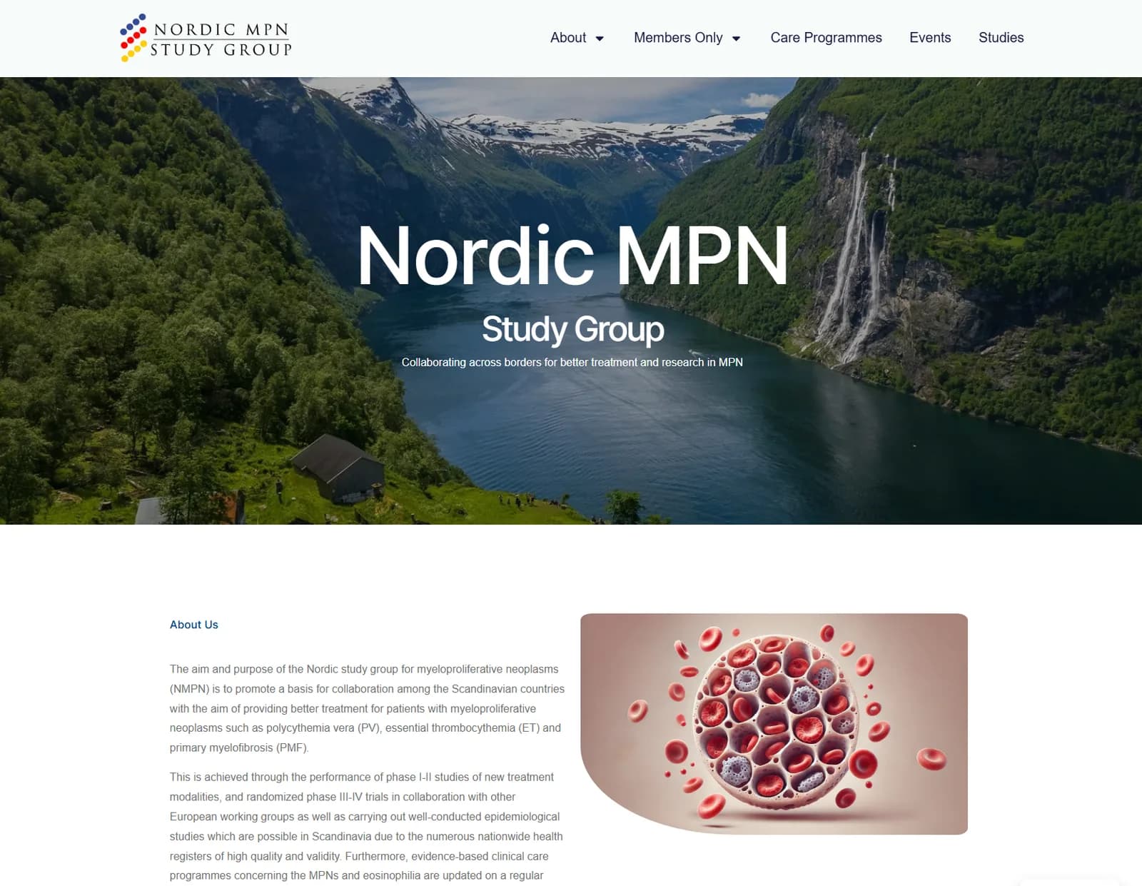 Forsiden til nmpn.org. Logoen står øverst til venstre og hovedmenyen til høyre, med About, Members Only, Care Programmes, Events og Studies. Under menyen fyller et bilde av en norsk fjord skjermen, med tittelen Nordic MPN Study Group og undertittelen om samarbeid over landegrensene. Nederst begynner en About Us-seksjon som forklarer formålet med studiegruppen.